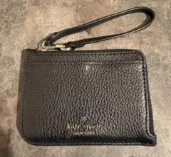 kate spade ブラック パスケース