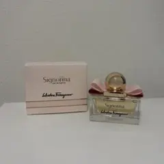 サルヴァトーレ フェラガモ シニョリーナ オーデパルファム 30ml
