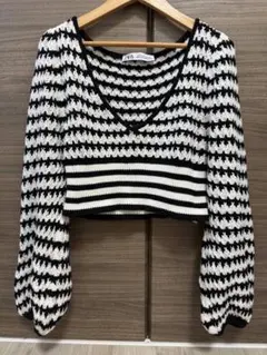 ZARA クロップドニット ブラック/ホワイト（149）