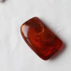 バルト海 天然琥珀 アンバー ルース 原石 パワーストーン