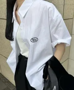 lawgy ラウンドロゴショートスリーブシャツのサムネイル