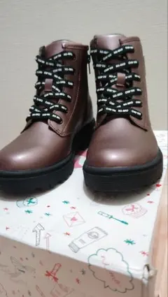 ☆★NI-MO ブラウンブーツ 22cm