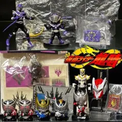 仮面ライダー龍騎　仮面ライダー王蛇　フィギュア　ストラップ　龍騎　仮面ライダー