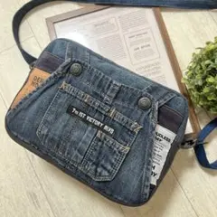 Item thumbnail for item 460f3fbe-6007-4943-8417-487ec4b9025c