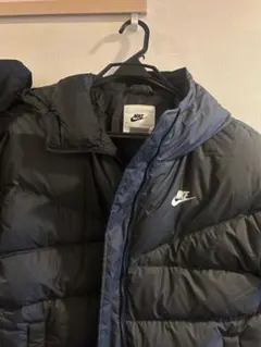 Nike ダウンジャケット フード付き 黒