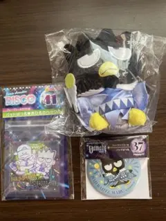 サンリオ　バッドバツ丸　【ぬいぐるみ】【コンパクトミラー】【フレークシール】
