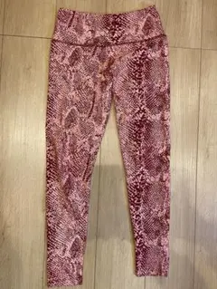 【BEPATCH】ヘビ柄赤ヨガパンツ