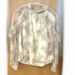 《titty&Co. PETIT 》シアー刺繍レースブラウス※フリル※花柄※長袖のサムネイル