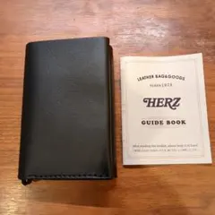 HERZ レザー 二つ折り財布 ブラックのサムネイル