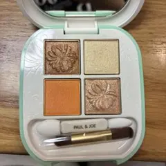 PAUL & JOE アイデザイン　パレット 10
