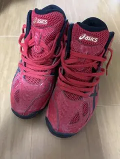 バスケットボール　シューズ　アシックス