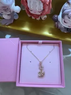 SWAROVSKI スワロフスキー 極美品Voltaハートペンダント - メルカリ