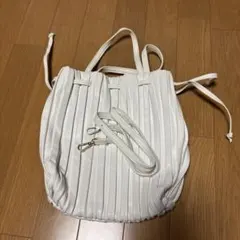 プリーツデザイン ショルダーバッグ ハンドバッグ