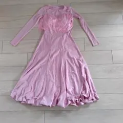 ピンク フリンジ付きロングスリーブドレス