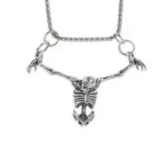 〓海外のSNSで話題のドクロネックレス 〓シルバーアクセサリー〓スカルペンダント