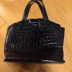 FURLA クロコ型押し トートバッグ ブラック - メルカリ