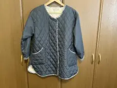 グレー キルティングジャケット 花柄縁取り