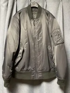 UNIQLO ユニクロ MA-1 ブラック 中綿 ジャケット 美品　XL