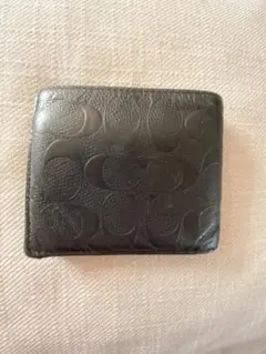 Coach 黒 レザー 二つ折り財布 エンボス加工