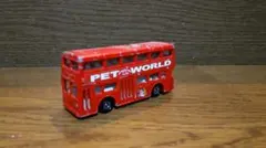 トミカ ロンドンバス PET WORLD 赤 2階建てバス ミニカー 外車