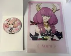 葬送のフリーレン　クリアポスター　アウラ　チャーム付き缶バッジ　リーニエ