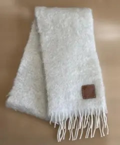 2026年最新】ロエベ マフラー 白の人気アイテム - メルカリ