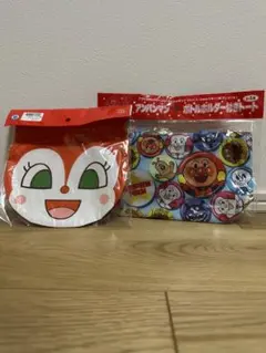 ドキンちゃんポーチとアンパンマンボトルホルダー付きトート