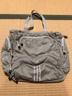 アディダス　スポーツバッグ　トートバッグ　ハンドバッグ　大容量　グレー