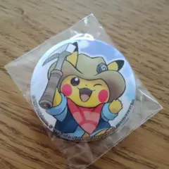 ポケモン化石博物館　ピカチュウ　 缶バッジ