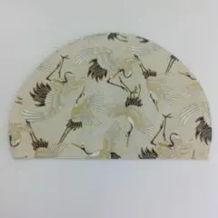 /『鶴柄』半円形 ランチョンマット クリーム 深緑 布製 花見 ハンドメイド