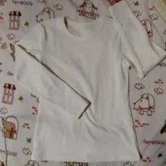 ユニクロ　ヒートテックウルトラウォームホワイト М