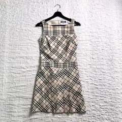 バーバリーブルーレーベル ワンピース ノバチェック プリーツ　ロゴ刺繍