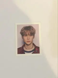 ウンソク　証明写真