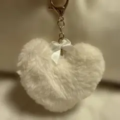 ファー ハート キーホルダー リボン