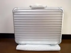 未使用 ドイツ製 RIMOWA TOPAS アタッシュケース 国内正規品のサムネイル