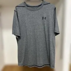 Under Armour グレー Tシャツ サイズ　M