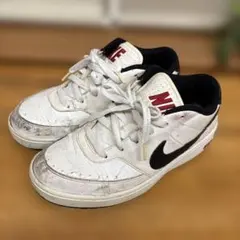 NIKE スニーカー ホワイト