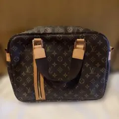 Louis Vuitton モノグラム サックボス フォールショルダーバッグのサムネイル