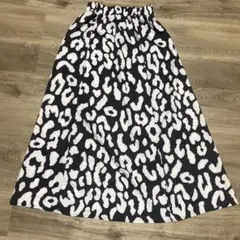ロングスカート　白黒　ウエストゴム　薄手