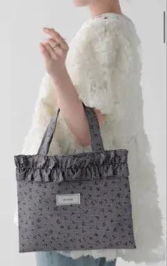 fitmore バッグ　新品　チェリー　黒　ブラックのサムネイル