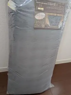 カーペット　ラグマット　グレー系　くすみグレー