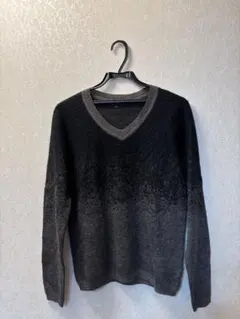 ブラック ニット