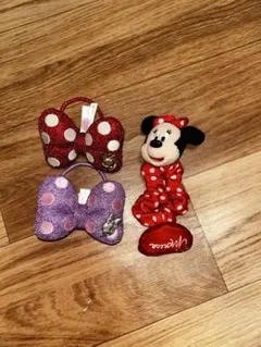 ディズニー　ミニーマウスヘアゴム、シュシュ