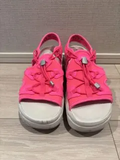 NIKE エアマックス ココ サンダル ピンクのサムネイル