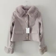 GRLグレイル　ビジューボタンファーショート丈コートkz700 ピンク　Мサイズ