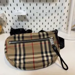 burberry　バーバリー　ボディバッグ　ショルダー　ノバチェック