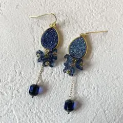 ハンドメイドピアス ドゥルージー風 ブルー ロングシルエット 青 フラワー 花