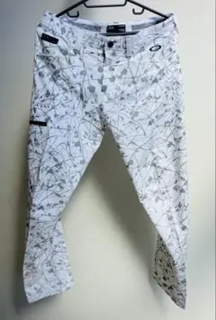 Oakley オークリースカルパンツ ホワイト　総柄　サイズ34