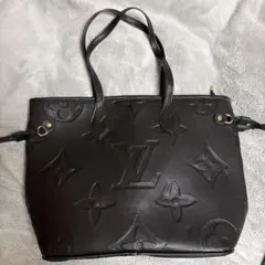 1000円オフ中　ロゴ柄付きトートバッグ　ポーチ付き