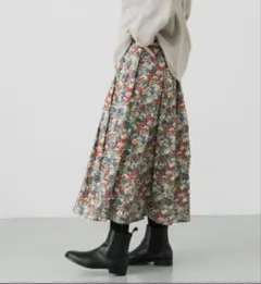 かぐれ リバティ ロング スカート 2025 - メルカリ
